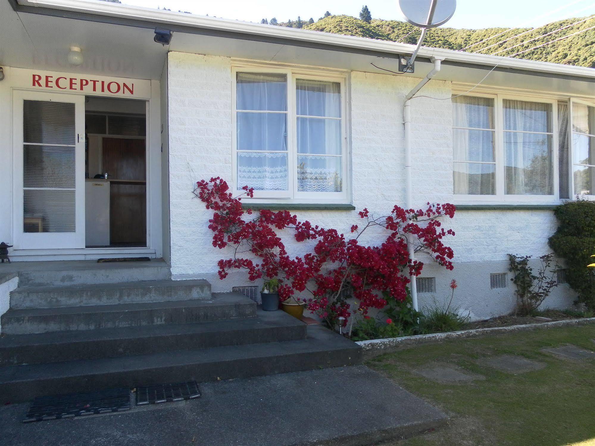 Beachside Sunnyvale Motel Picton Eksteriør bilde
