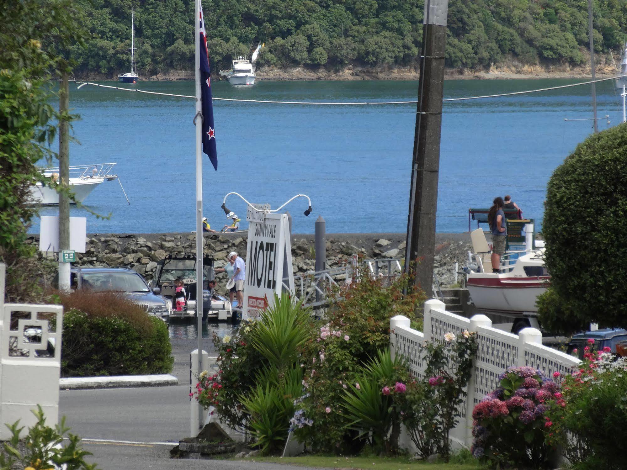 Beachside Sunnyvale Motel Picton Eksteriør bilde